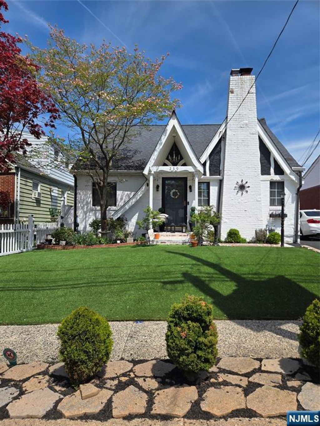 Photo of 239 Baldwin, Hasbrouck Heights, NJ 07604 (MLS # 26014804)