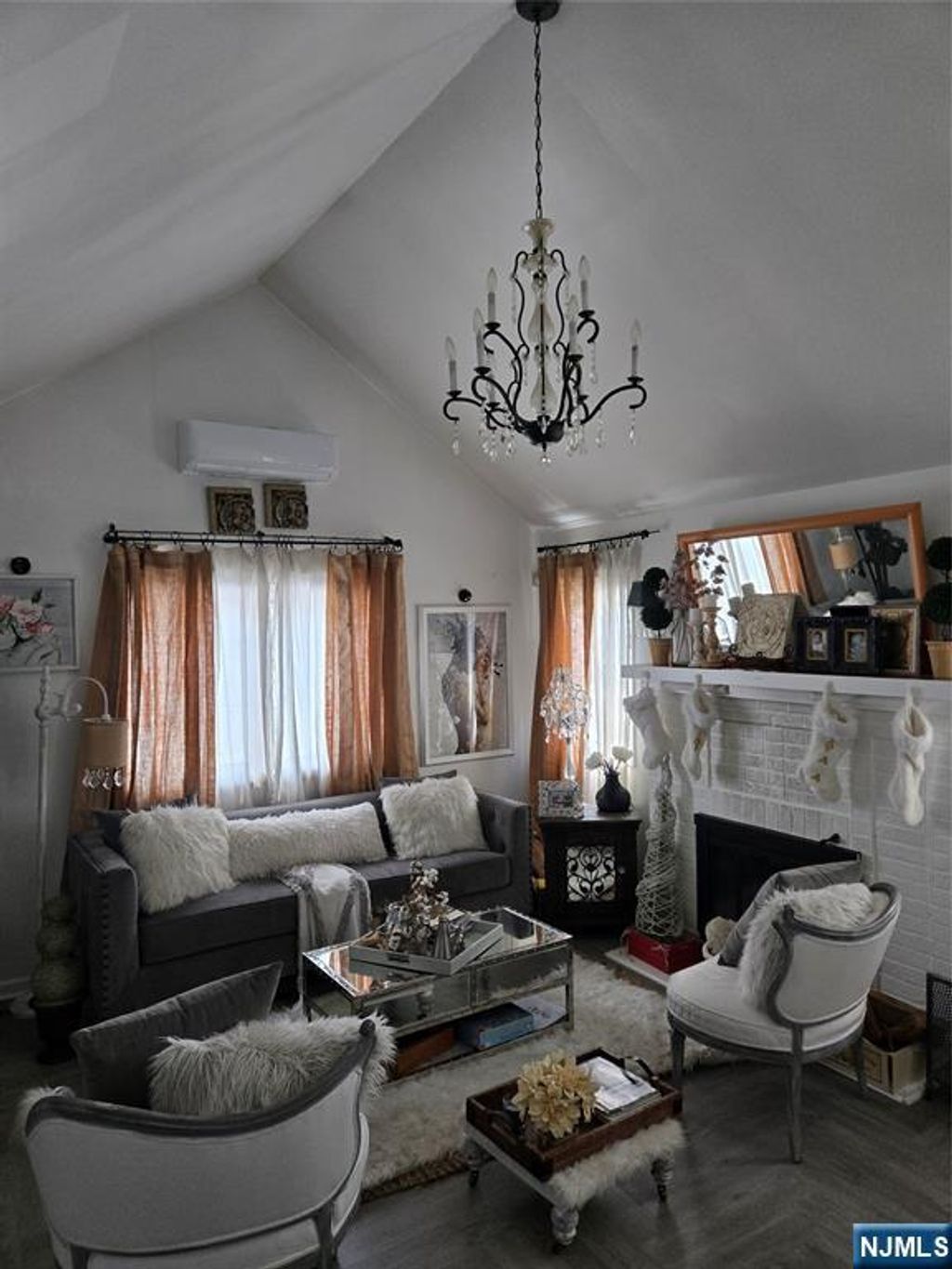 Photo of 239 Baldwin, Hasbrouck Heights, NJ 07604 (MLS # 26014804)