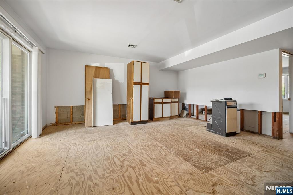 245 Main Street 2A