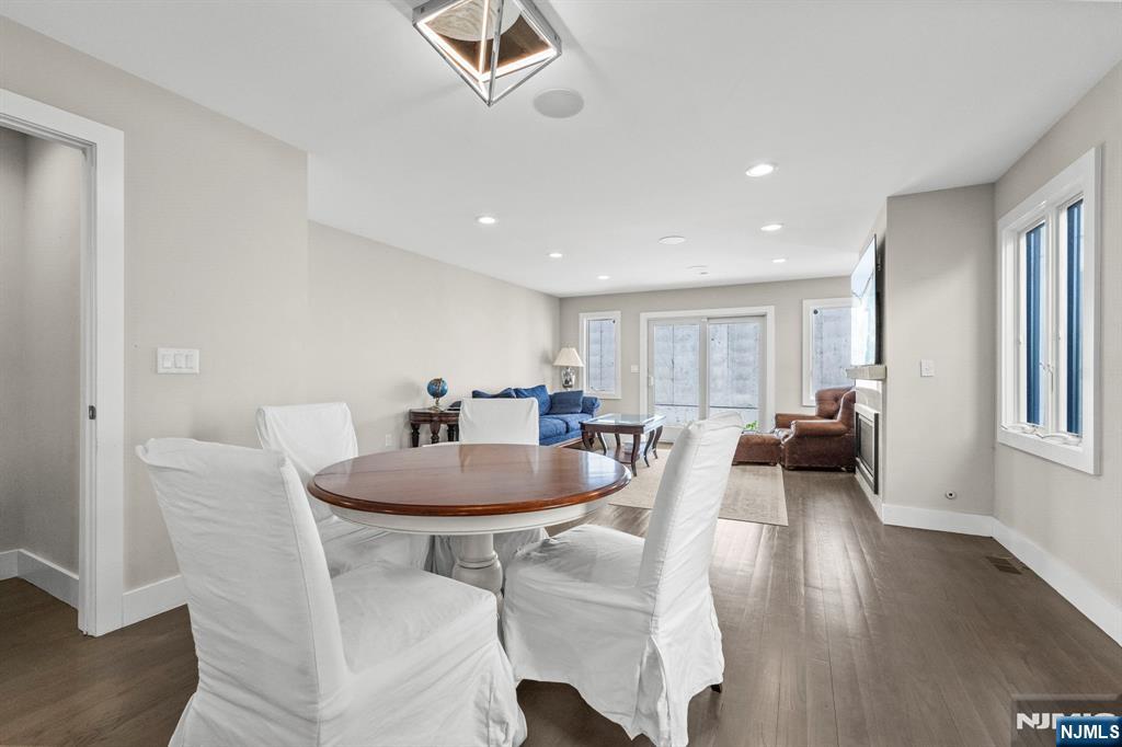 746A Undercliff Avenue