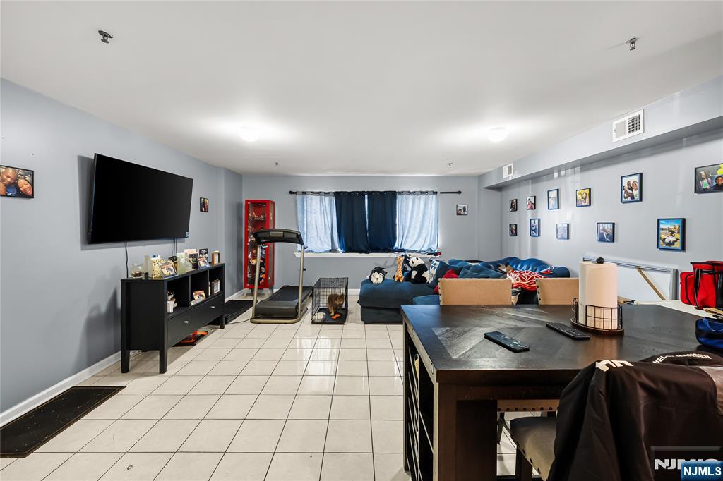 25-27 Norfolk Street