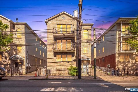 25-27 Norfolk Street Newark NJ 07103