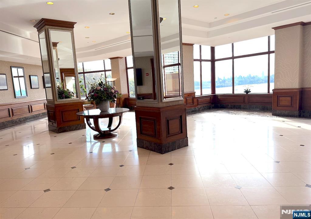 100 Old Palisade Road 1516