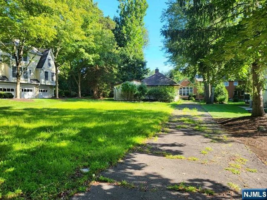 Tucked in between multi million dollar homes in great town with highly rated schools. 2-bedroom ranch may need some updating . Buyer to do own due diligence with town regarding expansions. sold as is