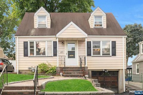 23 De Vausney Place Nutley NJ 07110