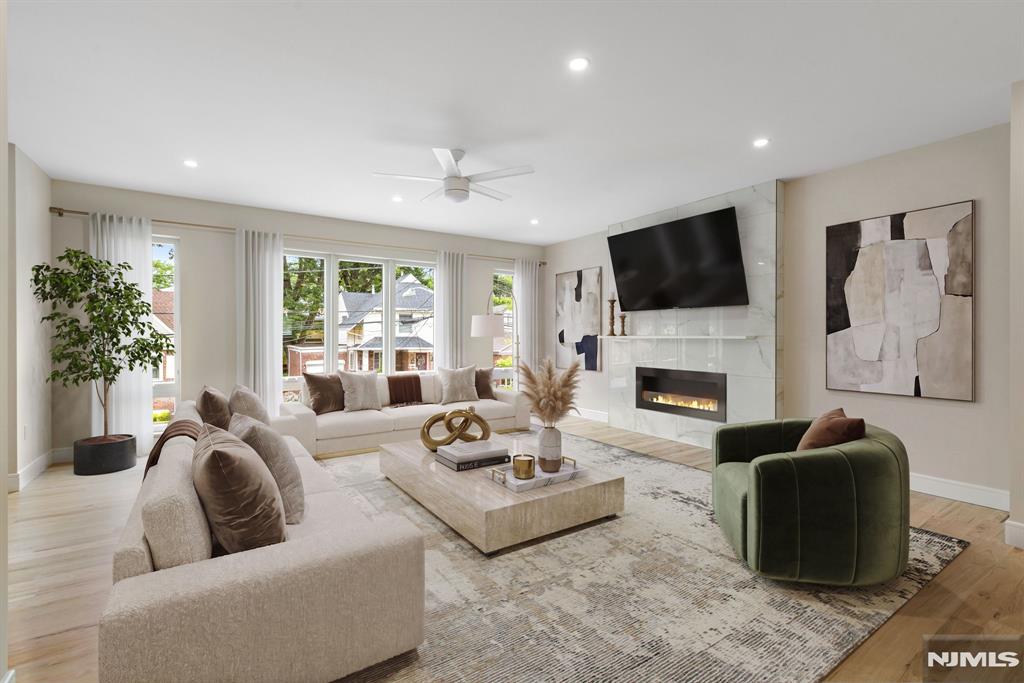 264 Beverly Hills Road