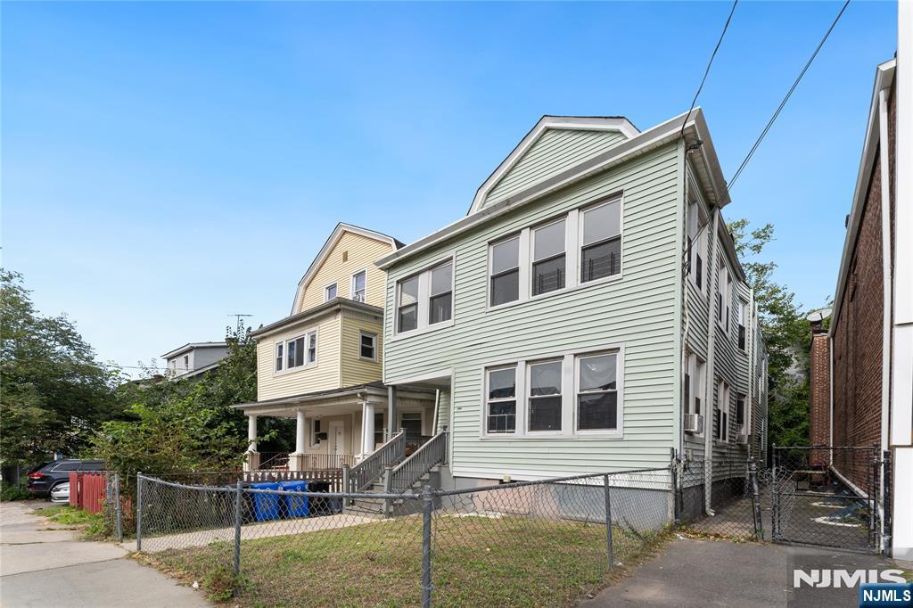 83 Tremont Avenue