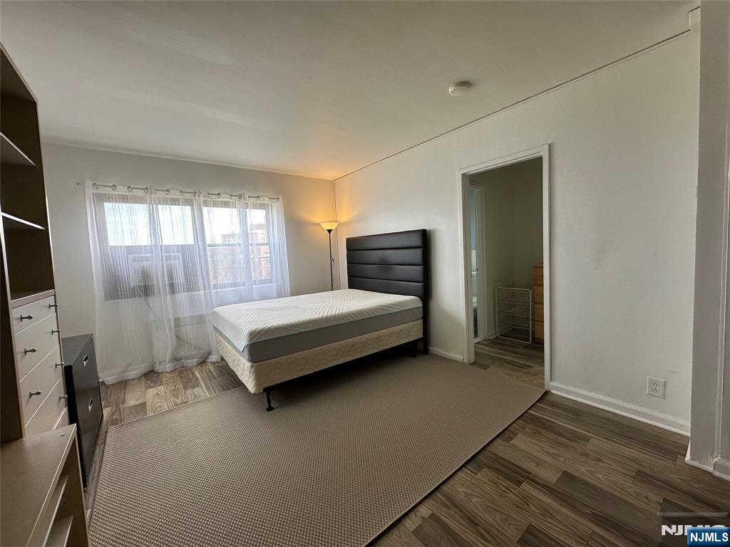 3071 Edwin Avenue 5H