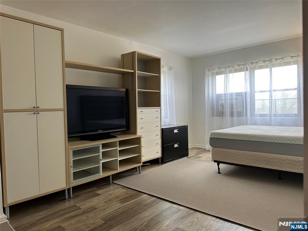 3071 Edwin Avenue 5H