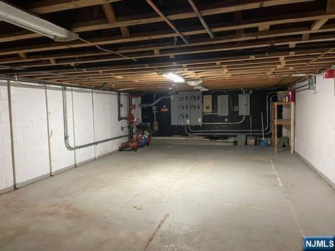 Photo of 39 Portland Avenue, Bergenfield, NJ 07621 (MLS # 25033246)