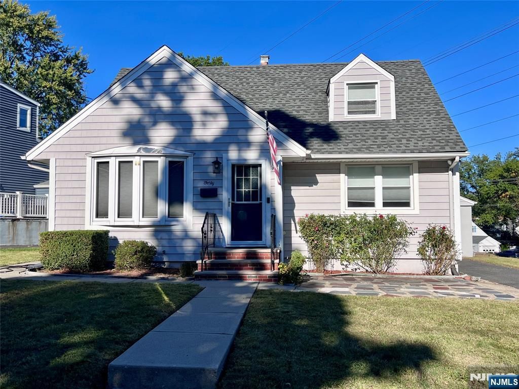 Photo of 40 Chadwick Drive, Nutley, NJ 07110 (MLS # 25037302)