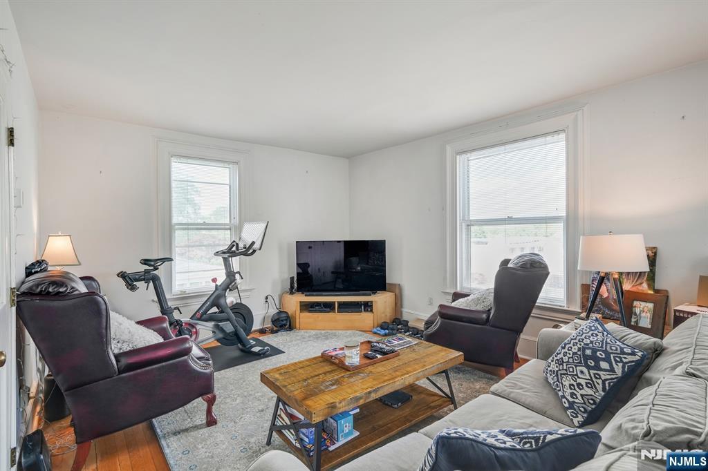 94 Park Street 2E