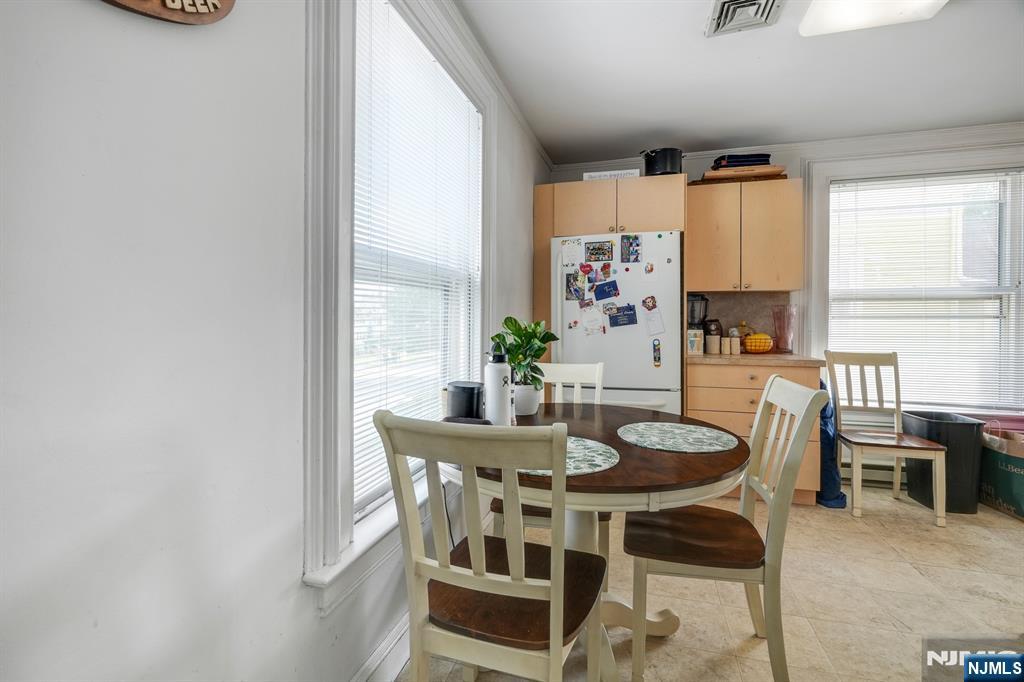 94 Park Street 2E