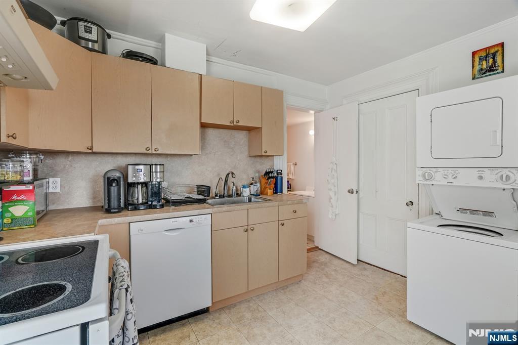 94 Park Street 2E