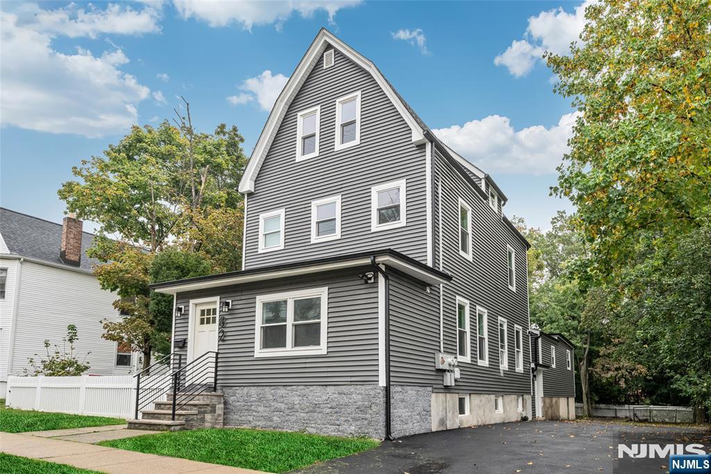 82 Watchung Avenue