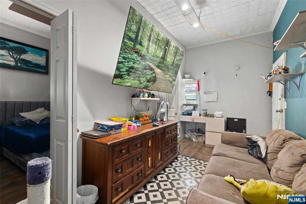 91 Franklin Avenue
