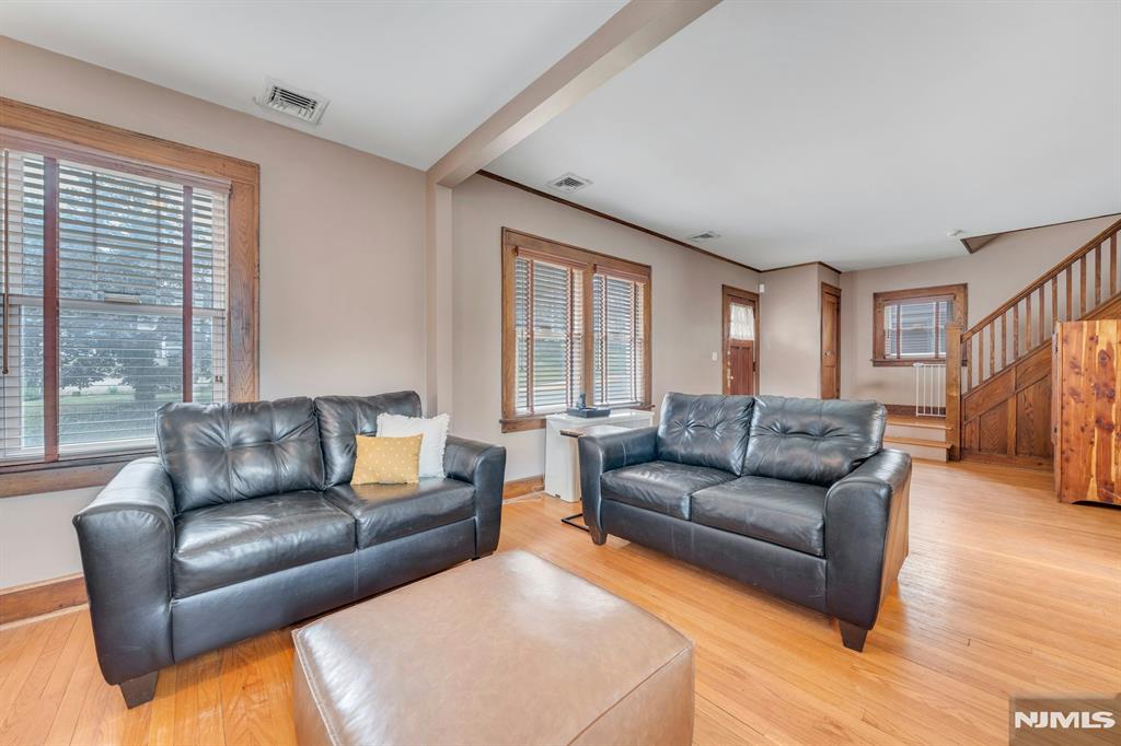 263 Franklin Avenue