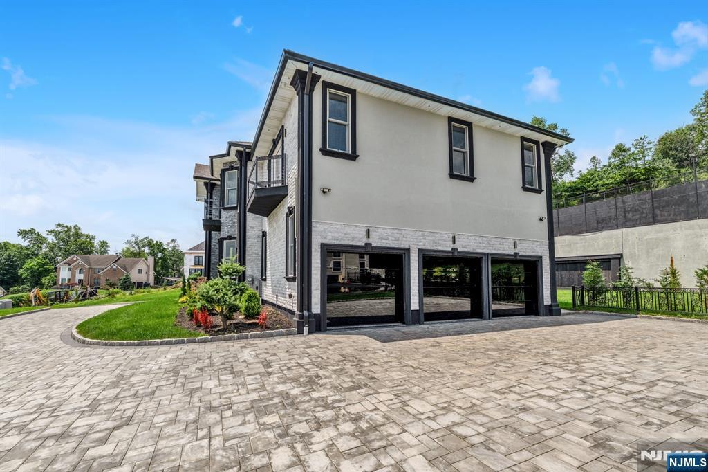 125 Hamilton Trail