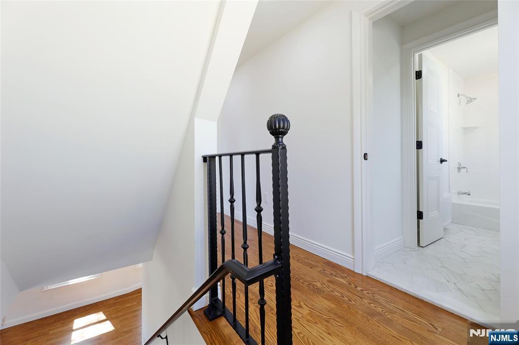 Hasbrouck Heights, New Jersey 07604, United States, 3 Bedrooms Bedrooms, ,5 BathroomsBathrooms,Residential,Pending,205022