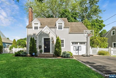 Photo of 451 Bogert Avenue, Ridgewood Village, NJ 07450 (MLS # 26019005)
