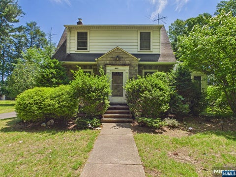 Photo of 440 Grove Street, Oradell, NJ 07649 (MLS # 26021268)