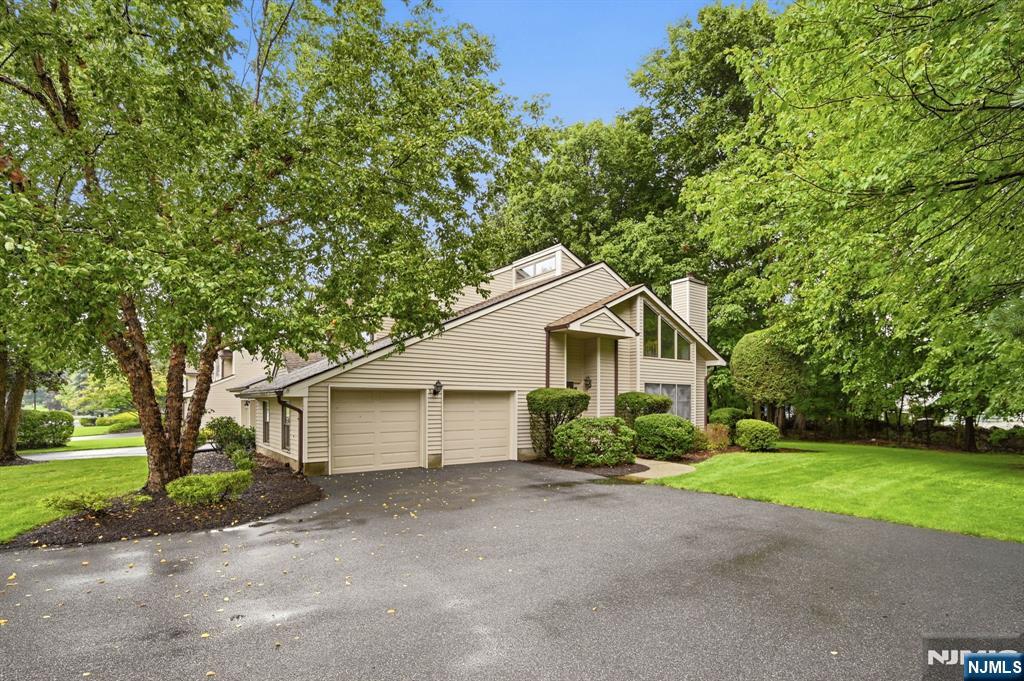 5 Valen Court 1