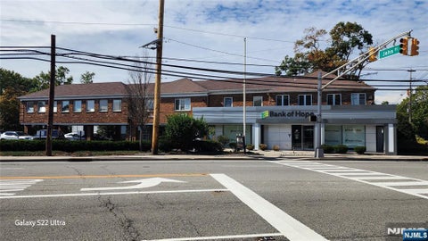 Photo of 474 Sylvan Avenue #2nd Floor, Unit, Englewood Cliffs, NJ 07632 (MLS # 26037369)
