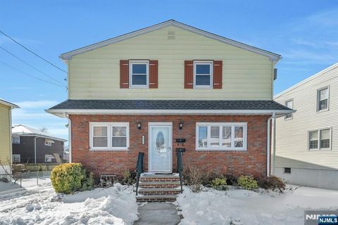 648 Milton Avenue Lyndhurst NJ 07071