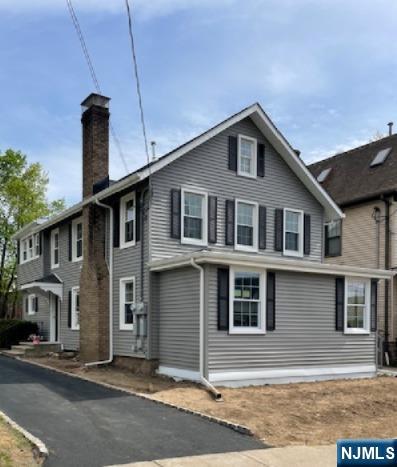 Rental Property at 18 Forest Ave 2, Caldwell, New Jersey - Bedrooms: 3 
Bathrooms: 1 
Rooms: 6  - $2,800 MO.