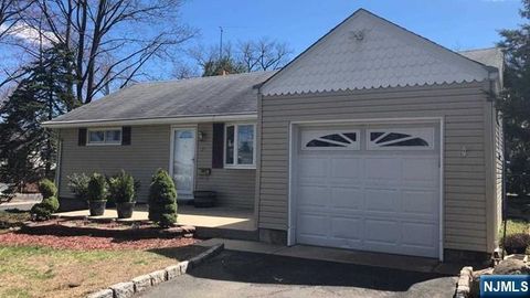 Photo of 24 Elmwood, Cresskill, NJ 07626 (MLS # 26018385)