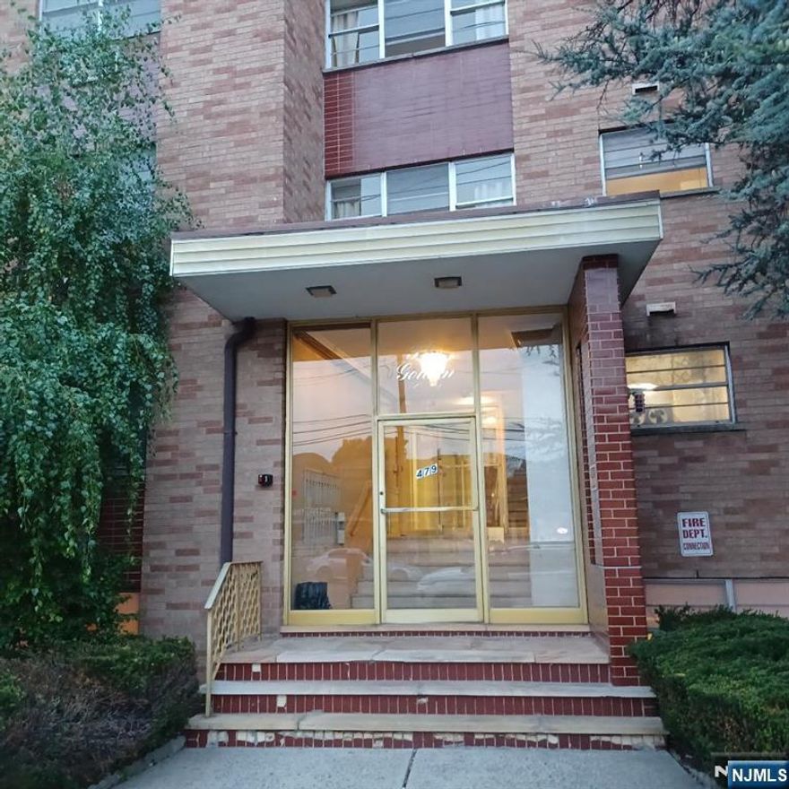 Studio apt basement floor, under renovation, include hot water-heat-gas, tenant pay electric, street parking, but choice, a garage parking available for $100 per month. common laundry in the building, No pats, REQUIRED CREDIT-INCOME CHECK.