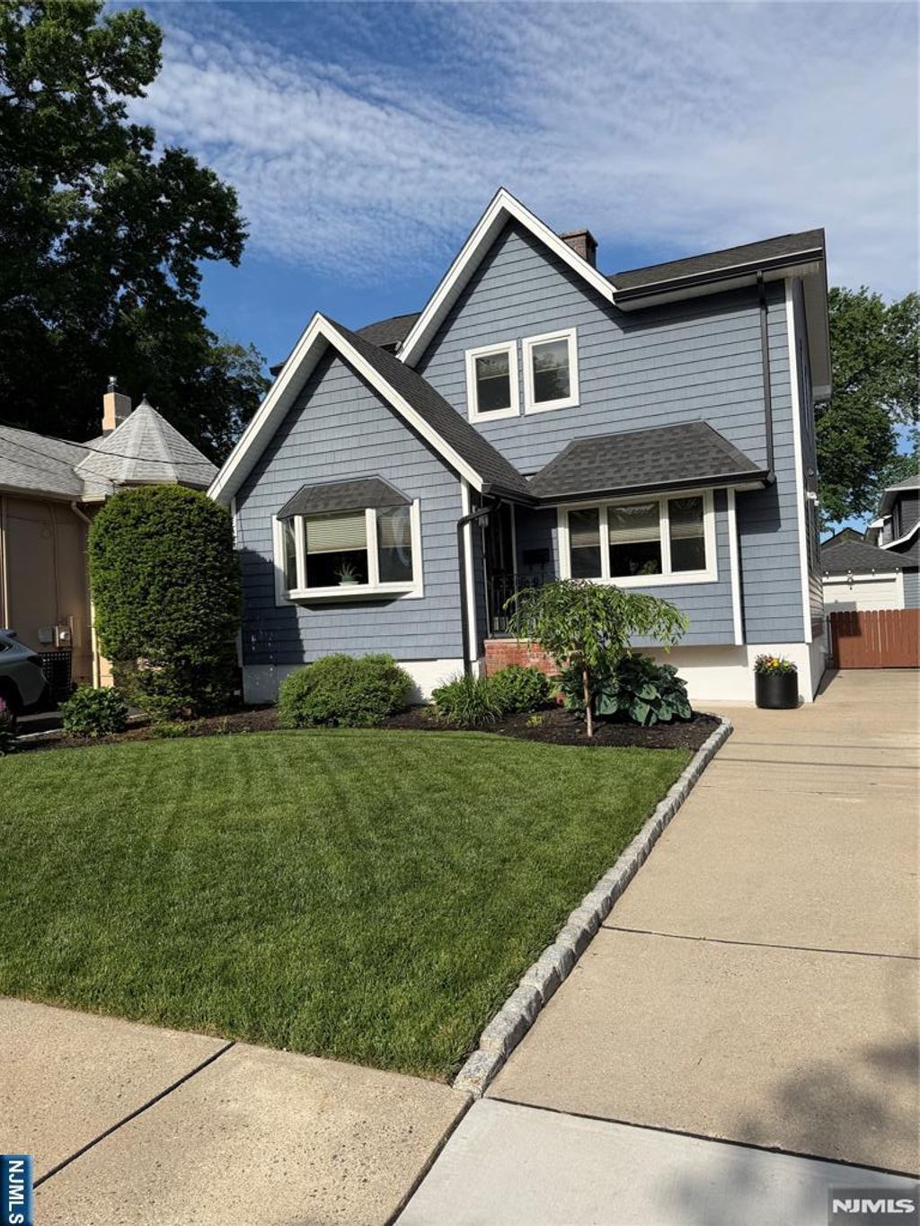 Photo of 94 Smith Avenue, Bergenfield, NJ 07621 (MLS # 26019735)