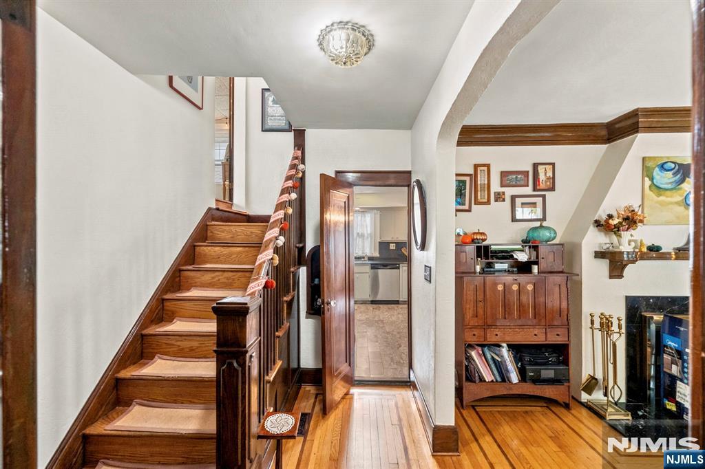 495 Edgewood Place