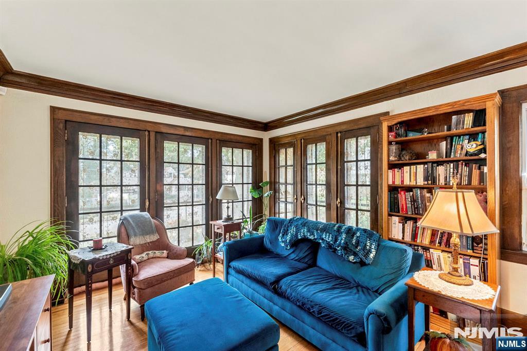 495 Edgewood Place