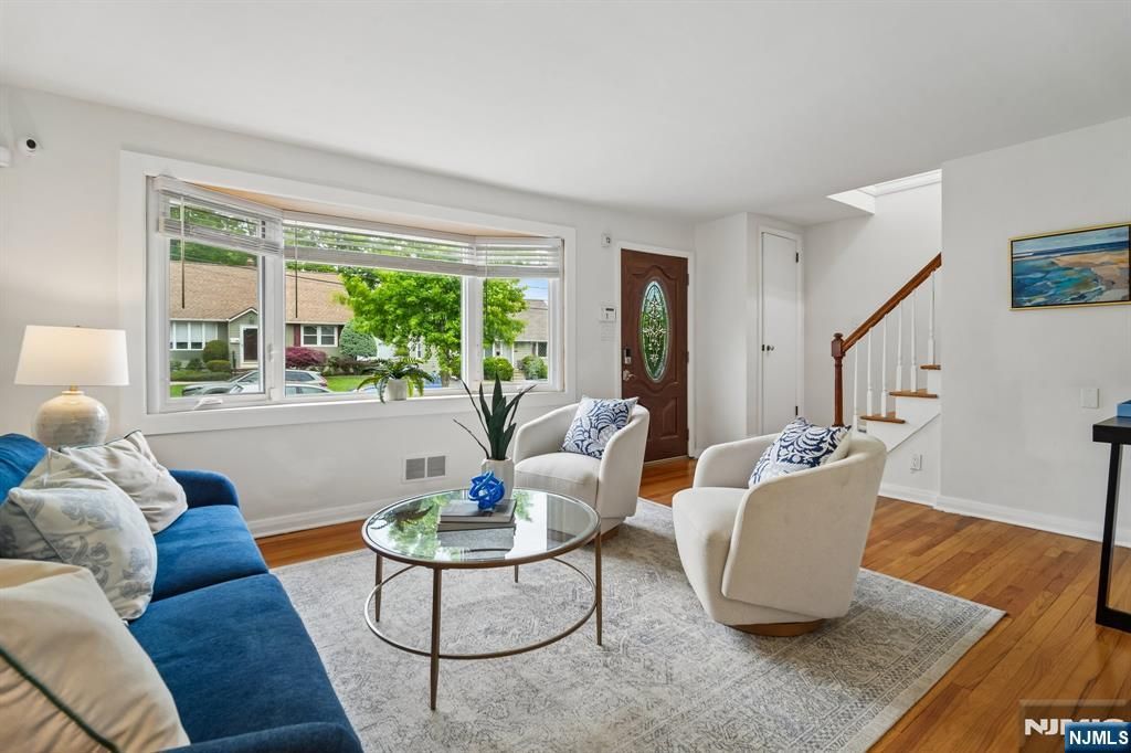 Photo of 26 Rutgers PL, Bloomfield, NJ 07003 (MLS # 26017918)