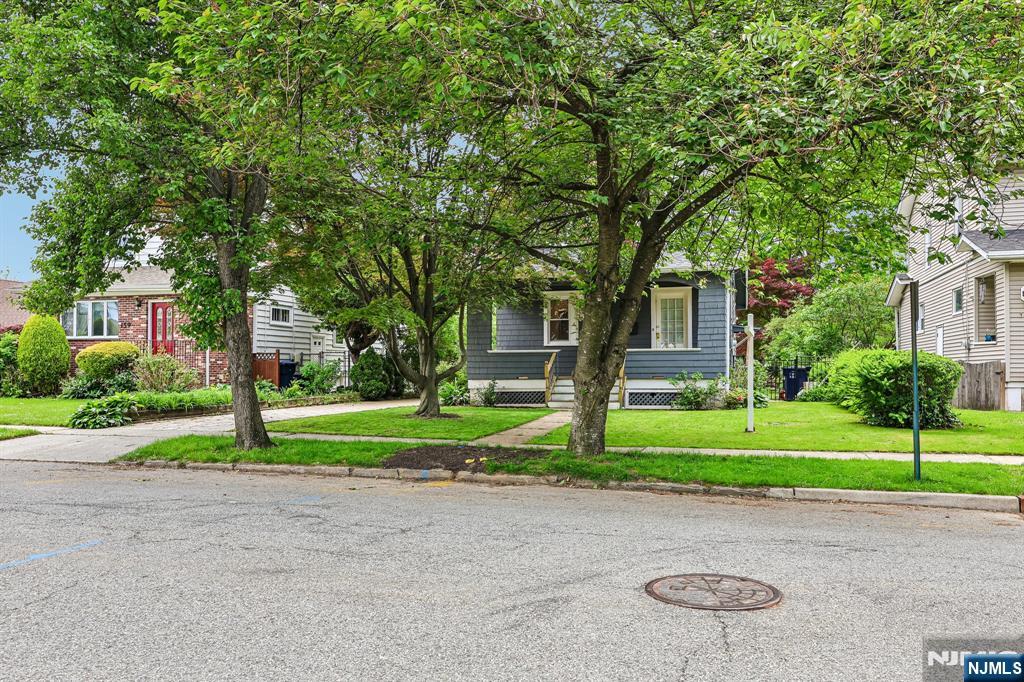 163 Poplar Avenue