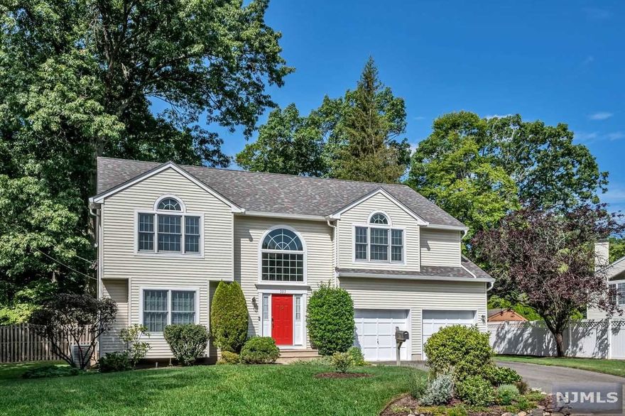 Welcome to this lovely colonial in highly sought after town of Hillsdale with great schools and community in a fantastic neighborhood. This beauty has been lovingly maintained by its original owners and shows true pride of ownership. Home offers open floor plan w stunning kitchen w granite tops and stainless appliances opening to family room w gas fireplace, formal living and dining rooms w hardwood floors, powder room and garage access complete first floor. second floor boasts sumptuous primary suite w vaulted ceiling., 2 waklk ins, and bath w jacuzzi and separate shower. 3 generous bedrooms w hardwood floors and a full bath finish upstairs. Basement has a huge family room and a full bath, storage and utilities. Oversized paver patio in private rear yard, an amzing place to call home.