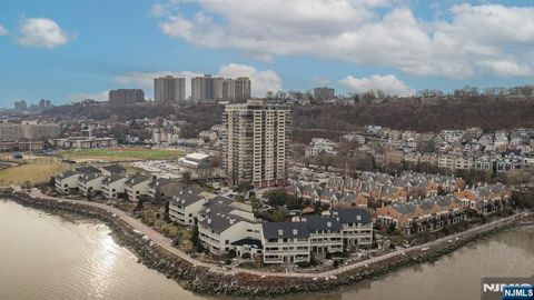 Photo of 1203 River Rd #20C, Edgewater, NJ 07020 (MLS # 26000130)