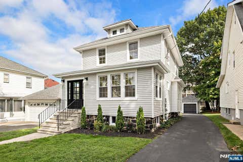 Photo of 526 Dewey Avenue, Cliffside Park, NJ 07010 (MLS # 26031684)