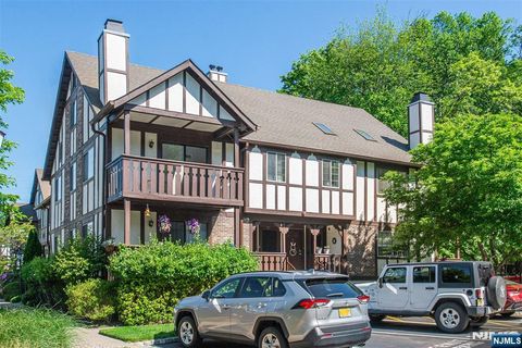 2910 Hemingway Lane Mahwah NJ 07430