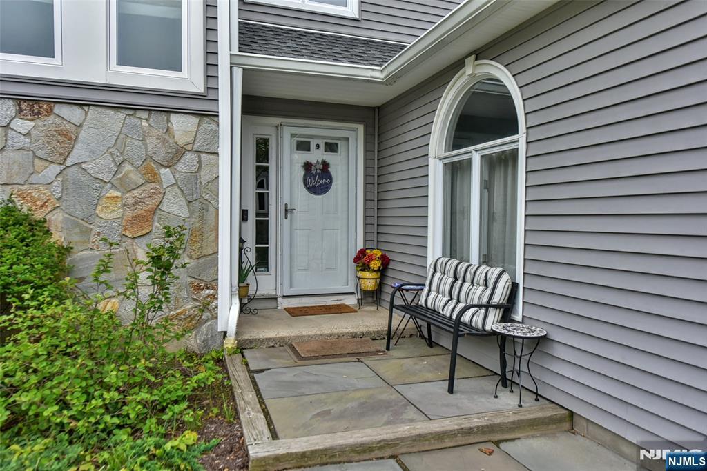 9 Braemar Drive