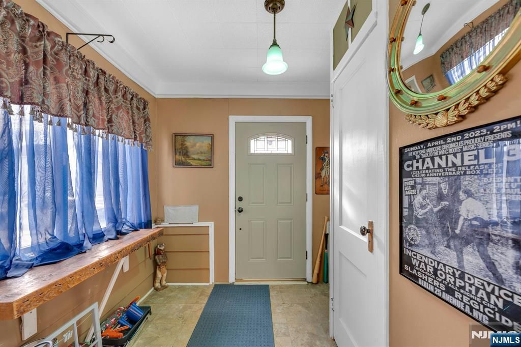 Photo of 631 6th Avenue, Lyndhurst, NJ 07071 (MLS # 26001707)