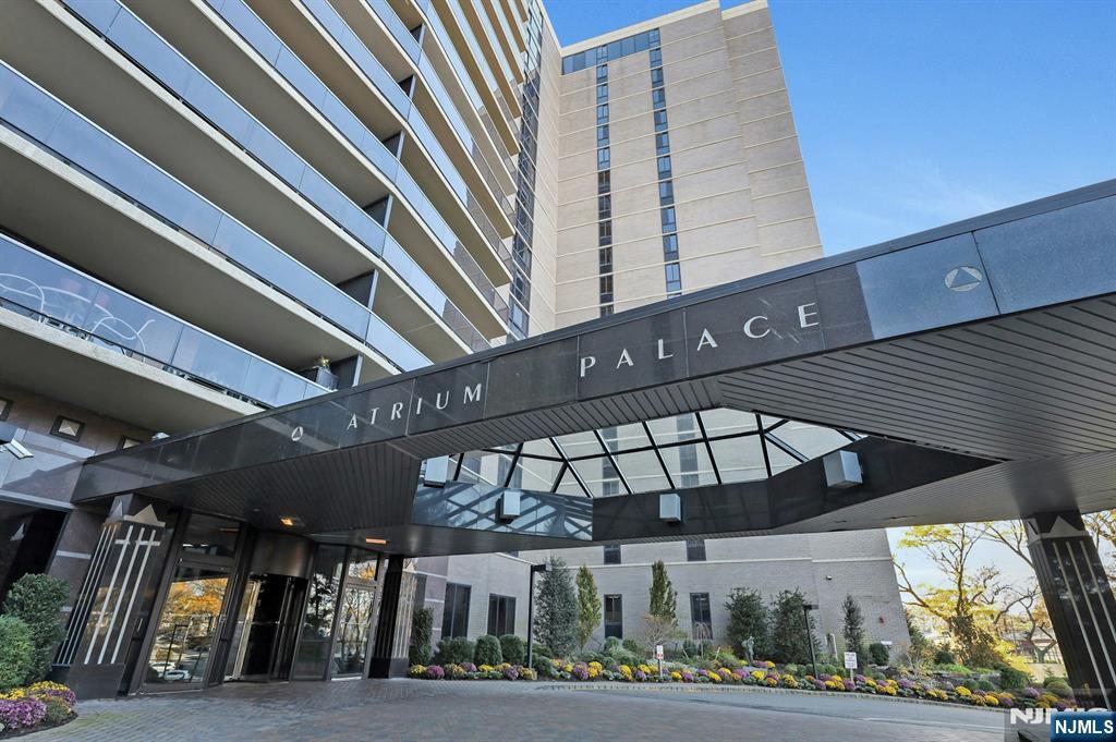 1512 Palisade Avenue 12G