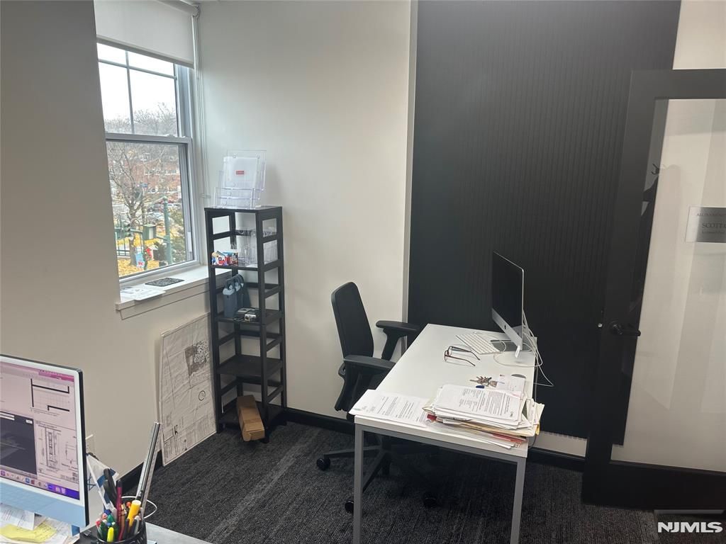 Photo of 15 Railroad Avenue, Tenafly, NJ 07670 (MLS # 25042309)