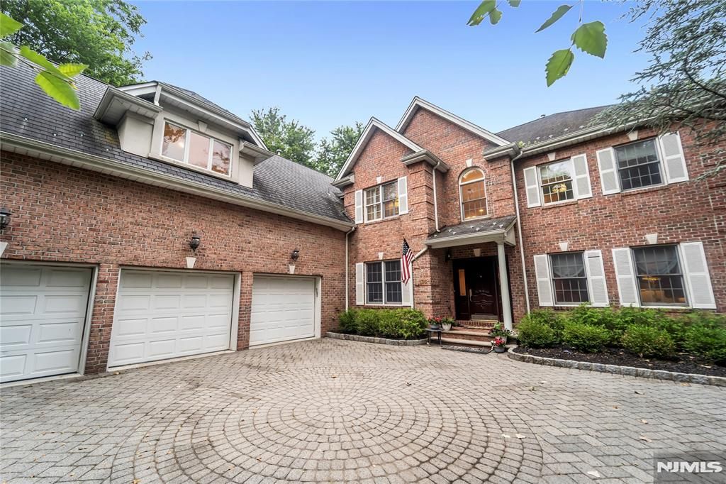 Photo of 136 Tappan Road, Norwood, NJ 07648 (MLS # 25020440)