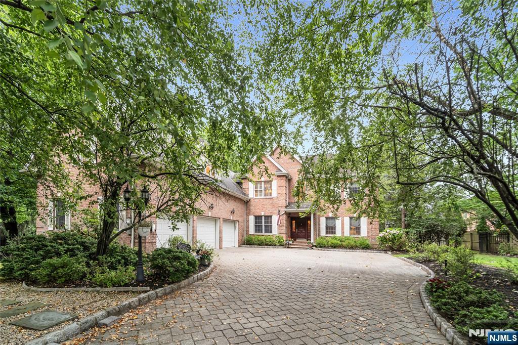 136 Tappan Road