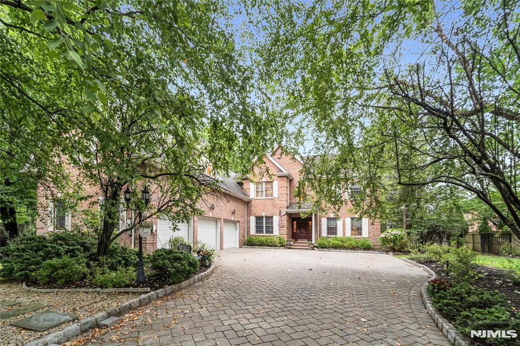 Photo of 136 Tappan Road, Norwood, NJ 07648 (MLS # 25020440)