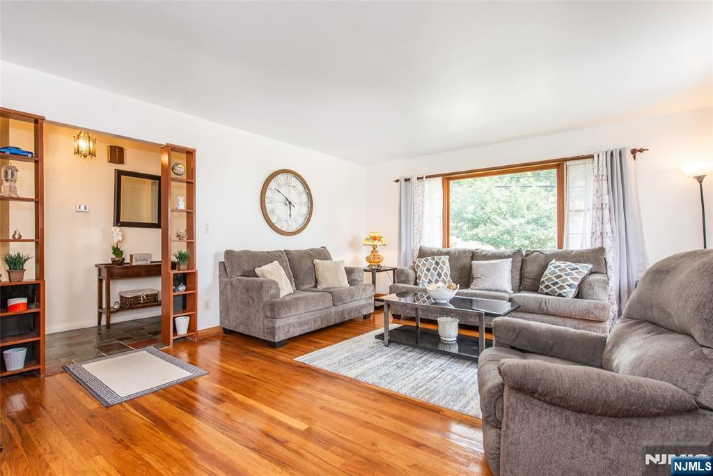 153 Notch Road