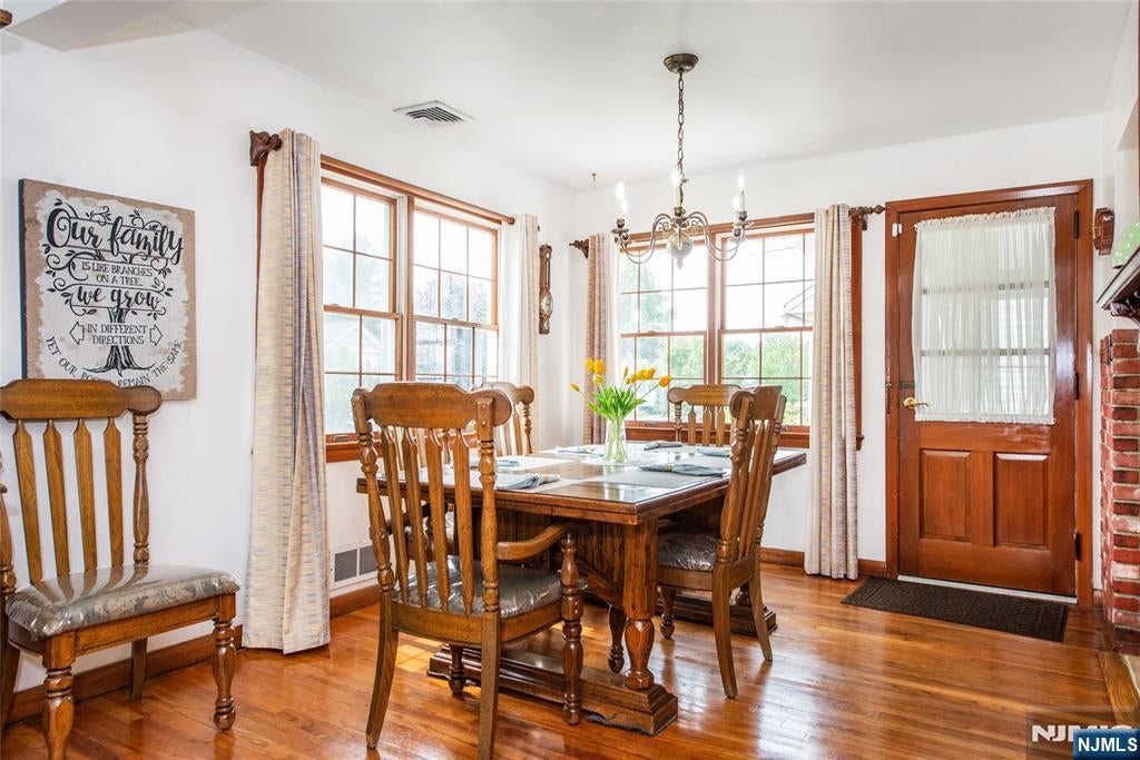 153 Notch Road