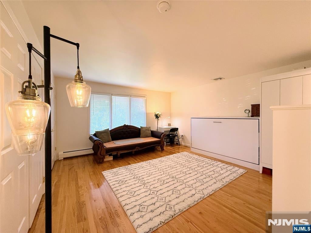54 Henry Avenue 1